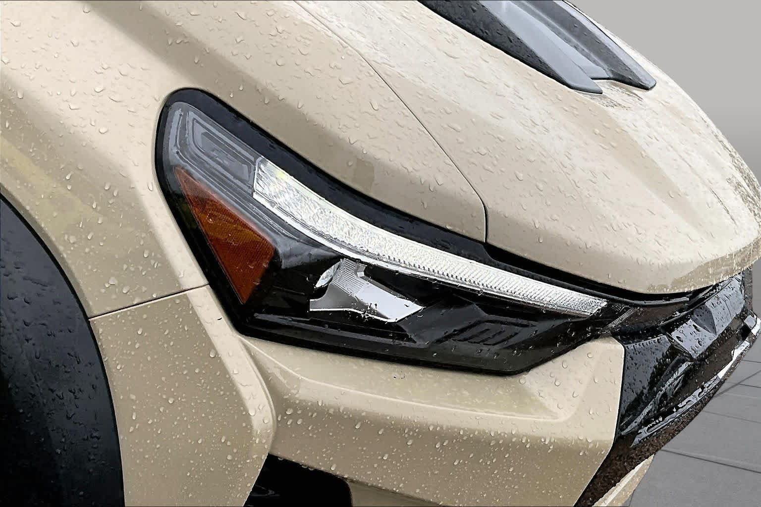 Used 2024 Sand Dune Metallic Chevrolet 4WD ZR2 image 25