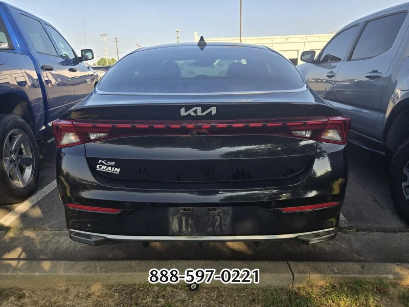 Used 2022 Ebony Black KIA EX image 5
