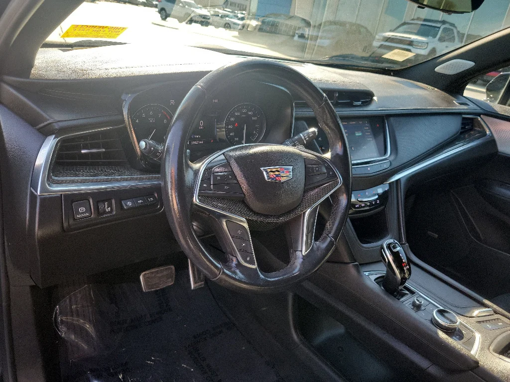 Used 2020 Stellar Black Metallic Cadillac Sport image 16