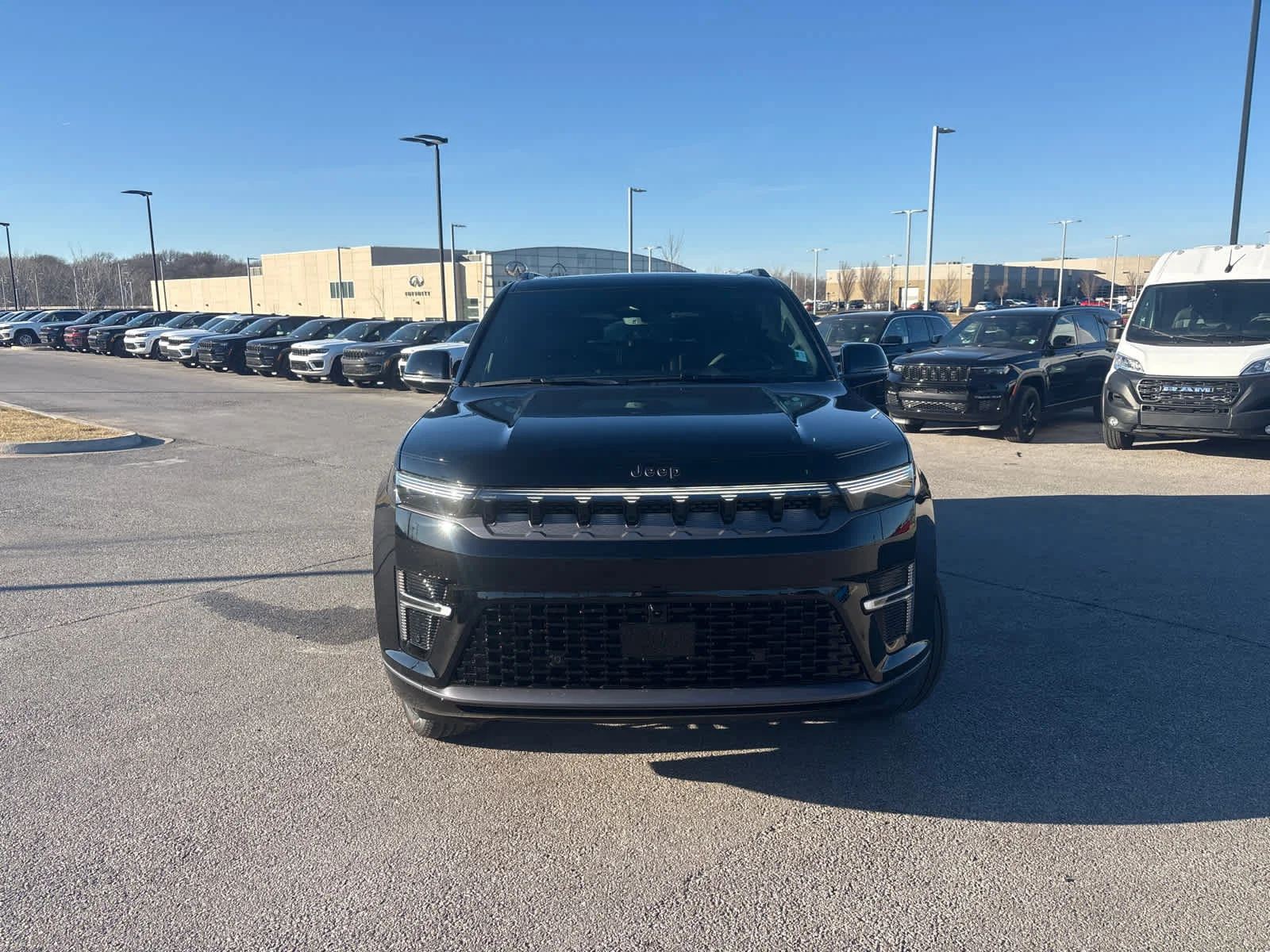 New 2026 High Gloss Black Exterior Paint Jeep Limited Reserve image 3