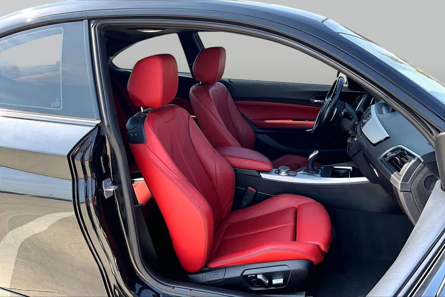Used 2018 Black Sapphire Metallic BMW M240i image 9
