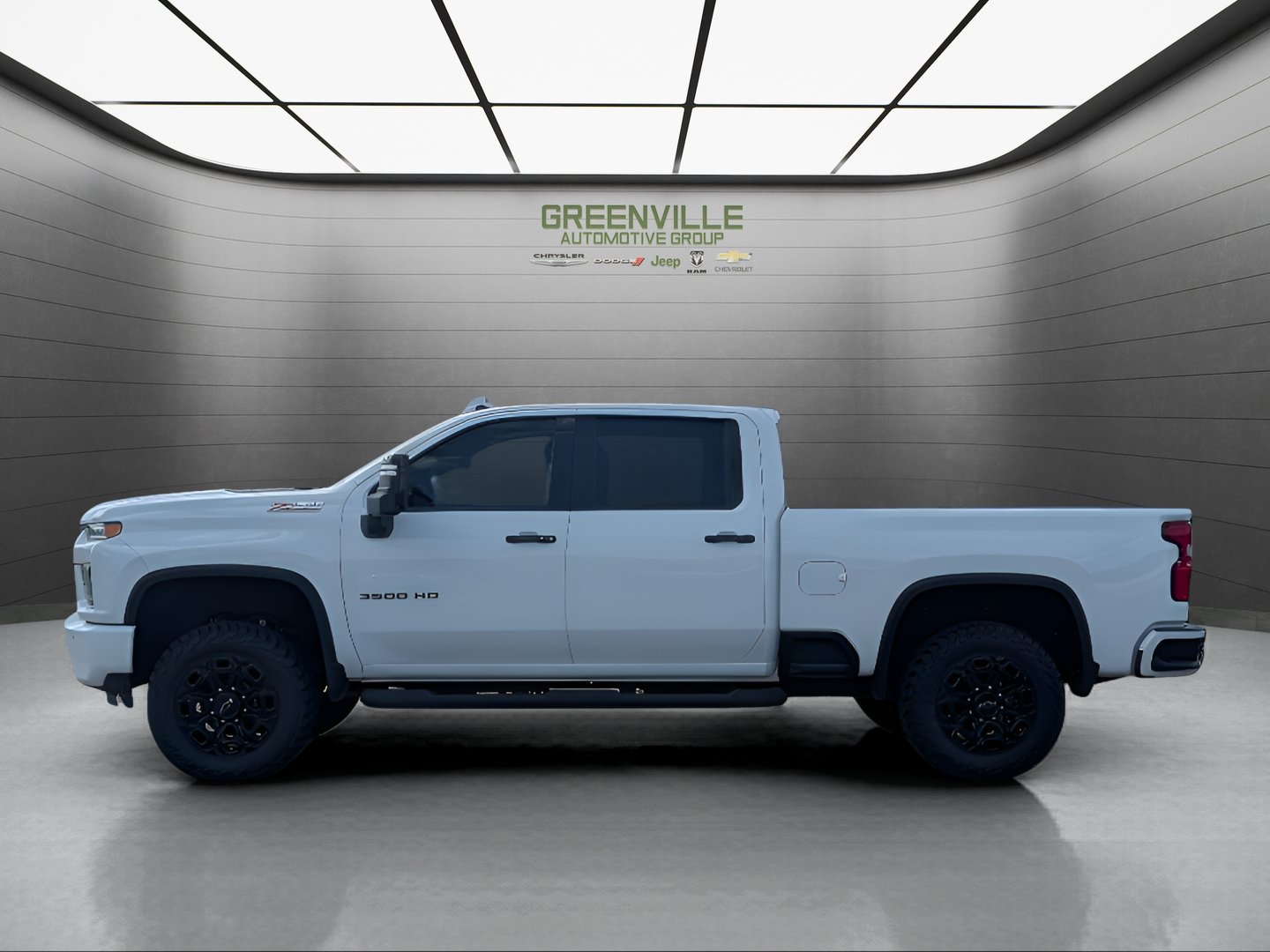 Used 2022 Summit White Chevrolet LTZ image 5