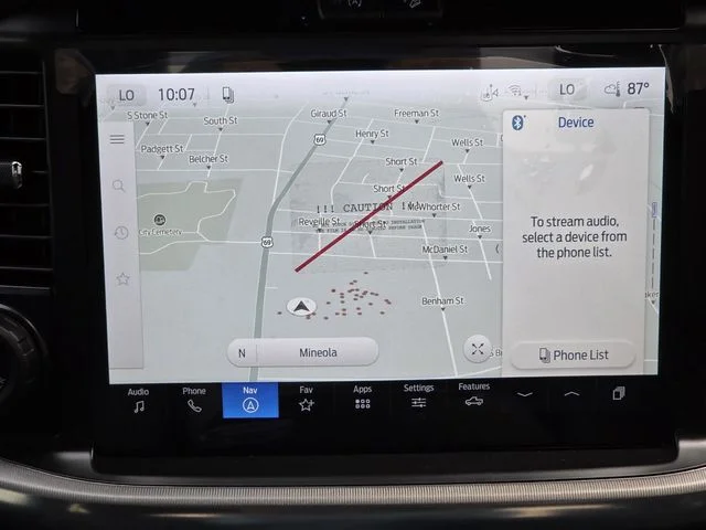 New 2026 Oxford White Ford Lariat® image 13