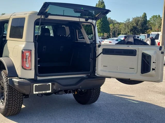 New 2026 Desert Sand Ford Badlands image 10