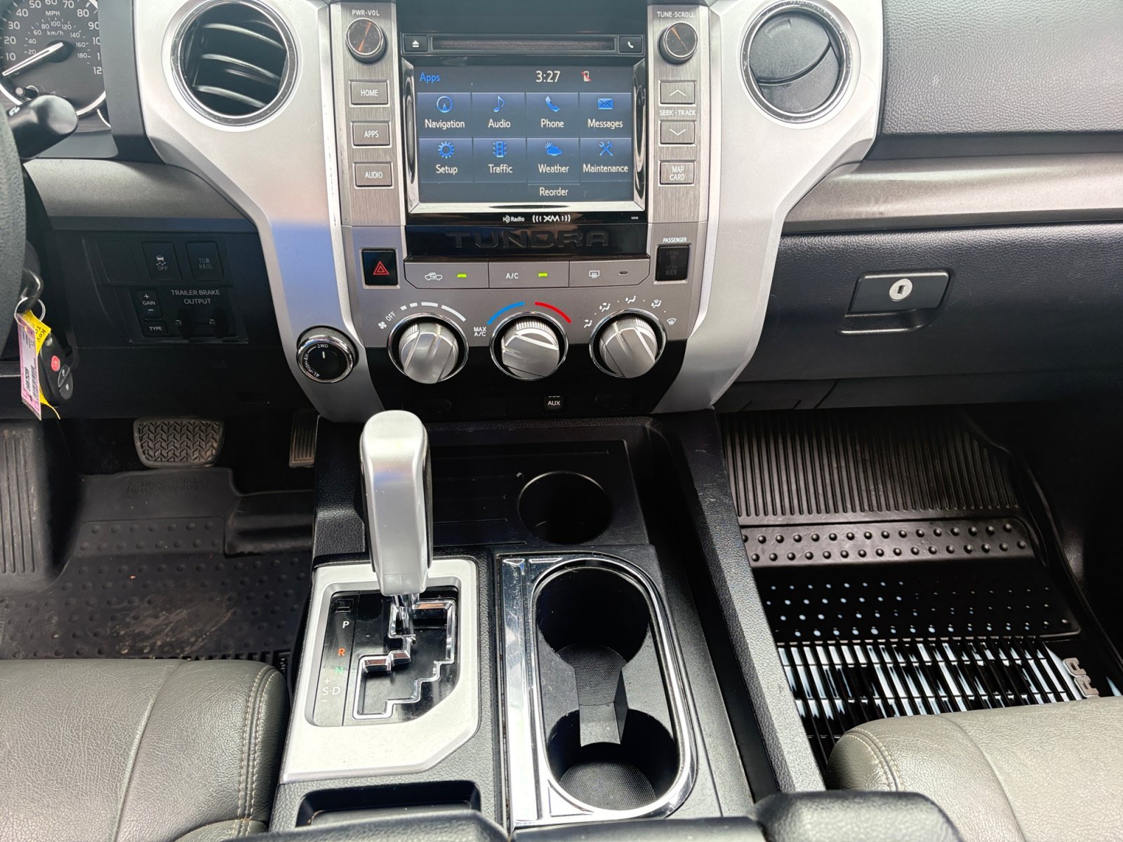 Used 2017 Magnetic Gray Metallic Toyota SR5 image 18
