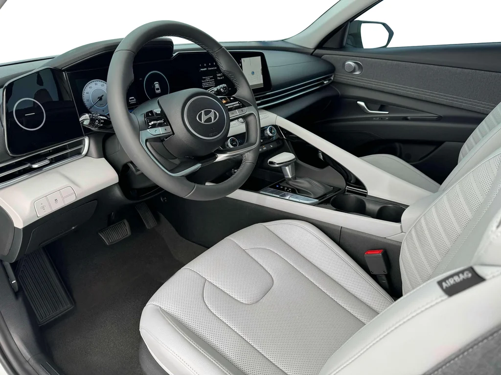 Used 2025 Gray Hyundai Limited image 15