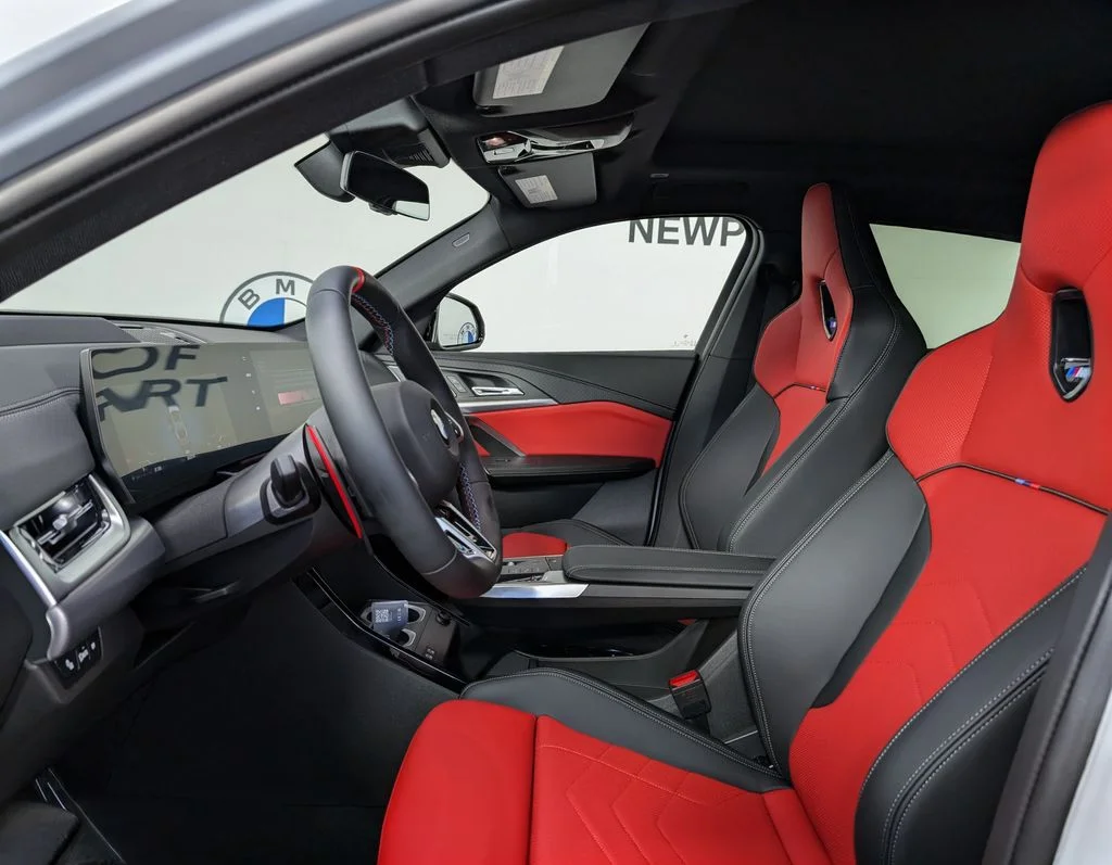 New 2026 Brooklyn Grey Metallic BMW M35i image 2