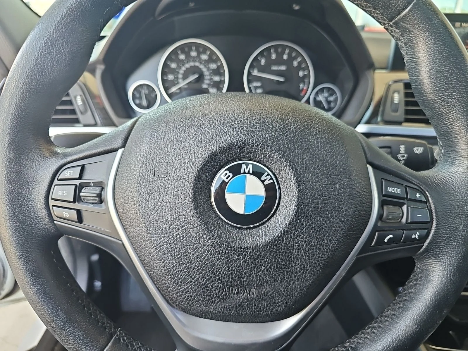 Used 2015 White BMW 328i image 7