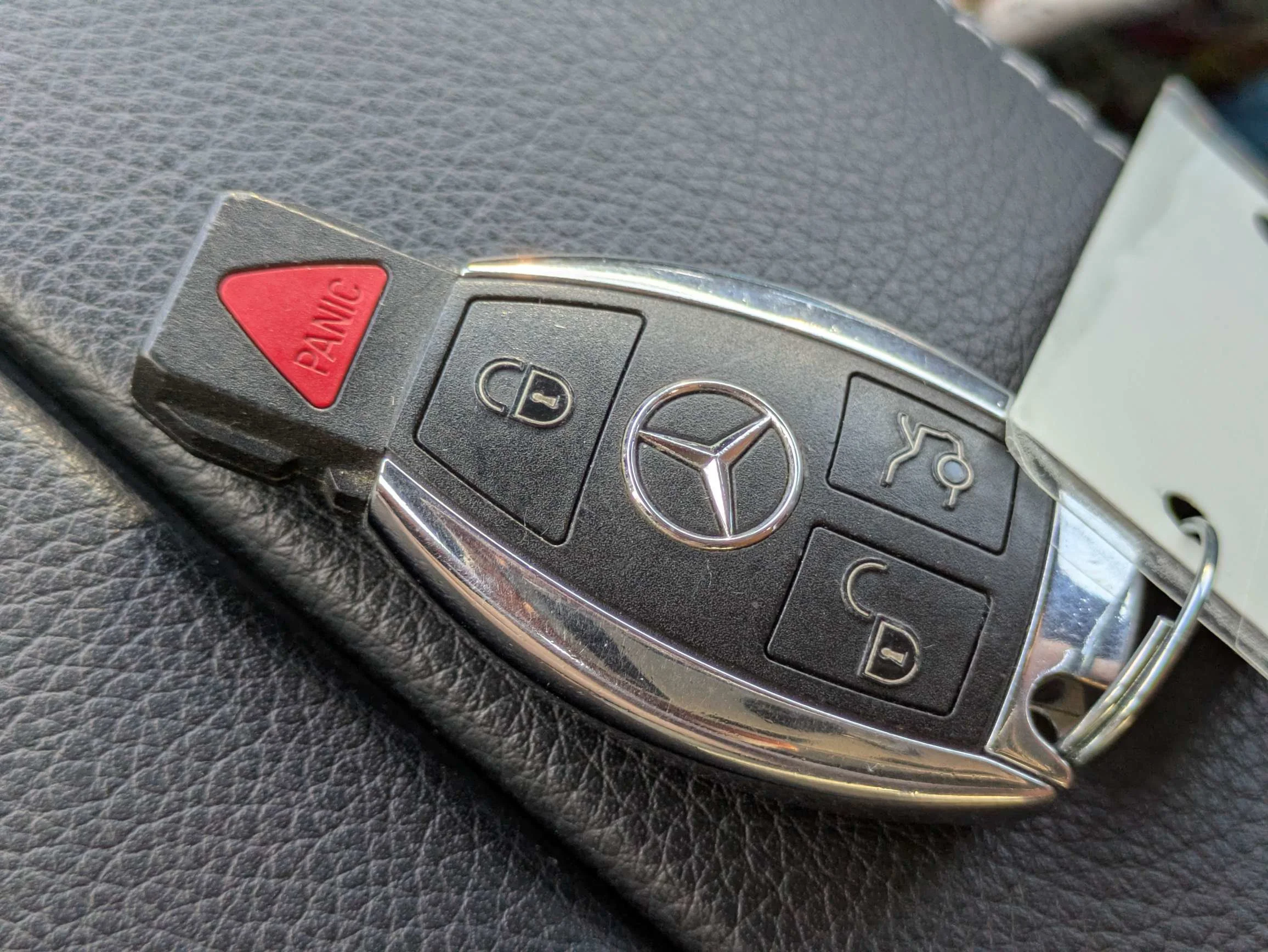 Certified Used 2017 Diamond Silver Metallic Mercedes-Benz Coupe w/Panoramic Moonroof, Pre-Collision Assist, Drive Modes, & Bluetooth image 31