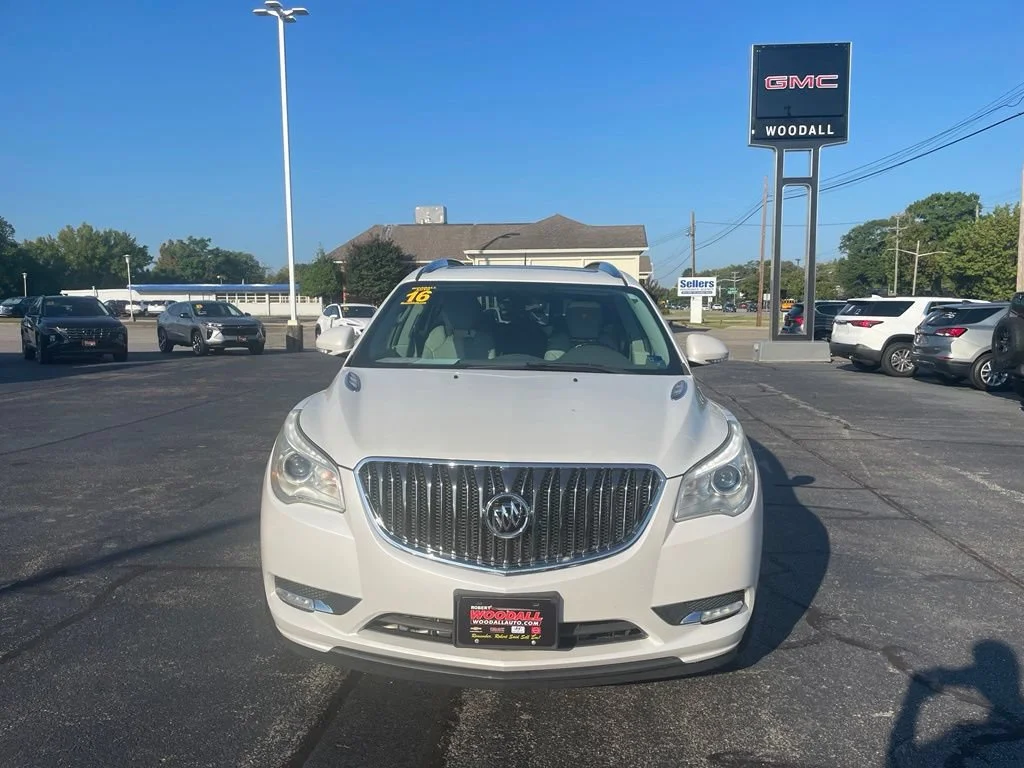 Used 2016 WHITE FROST TRICOAT Buick Premium image 2