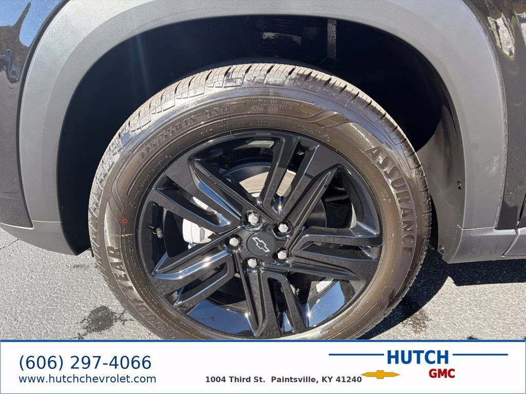 New 2026 Mosaic Black Metallic Chevrolet ACTIV image 10