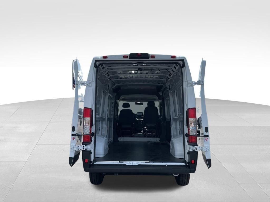 New 2026 Bright White Clear-Coat Exterior Paint RAM High Roof image 32