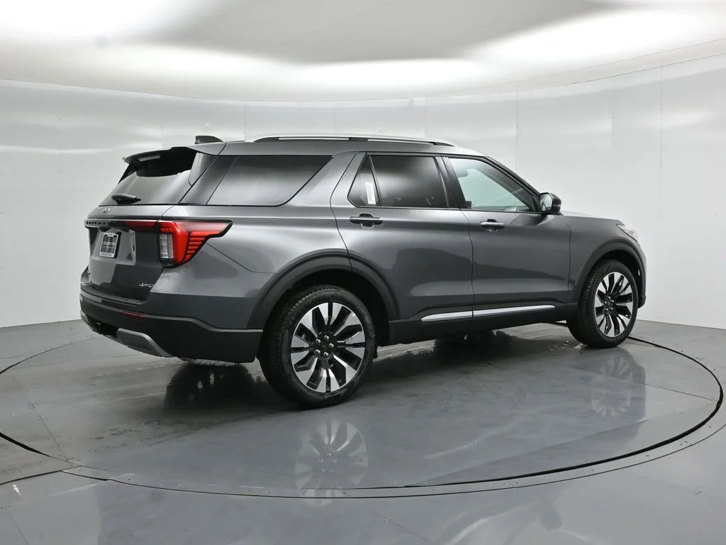 New 2026 Carbonized Gray Metallic Ford Platinum image 28