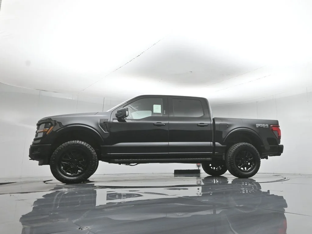 New 2026 Agate Black Metallic Ford XLT image 52
