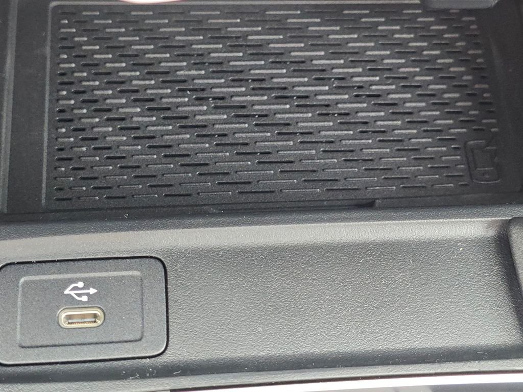 New 2026 Night Black Mercedes-Benz GLA 250 image 32
