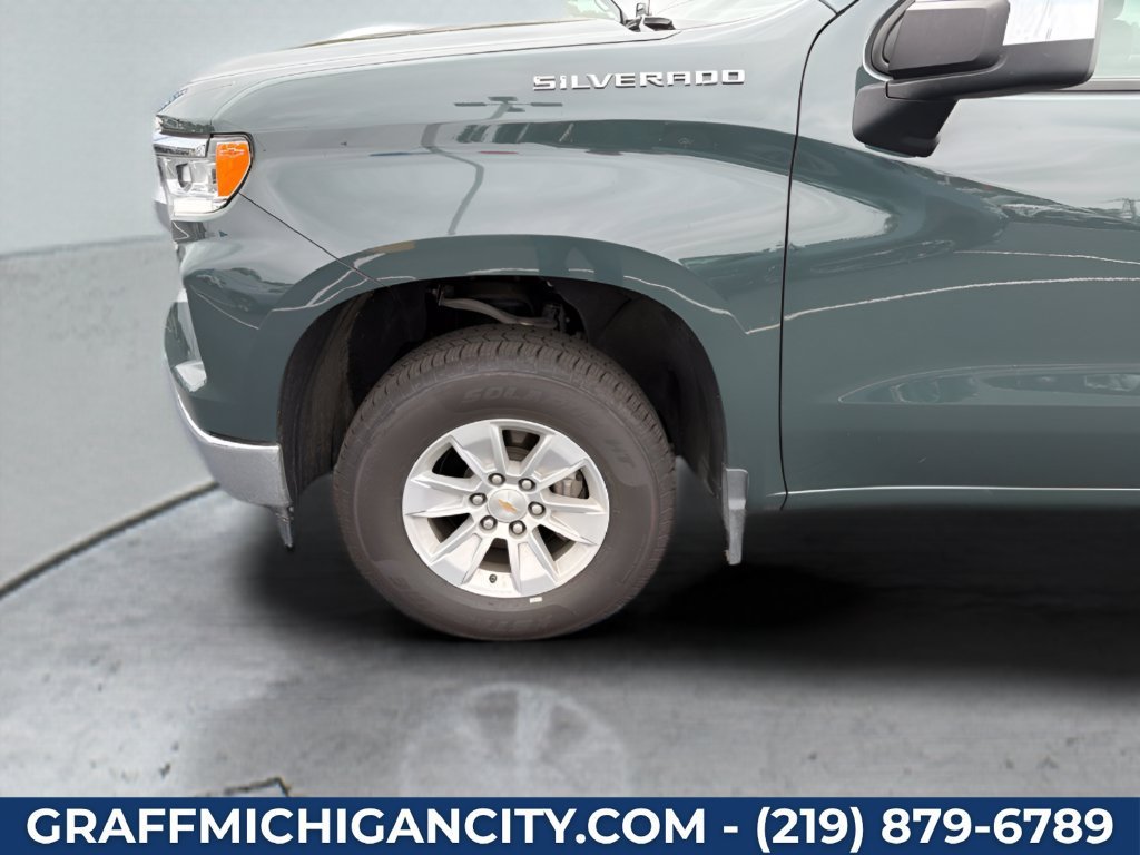 Used 2025 Cypress Gray Chevrolet LT image 30