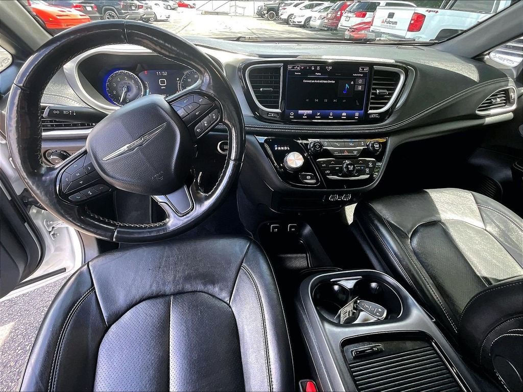 Used 2021 White Chrysler Touring L image 21