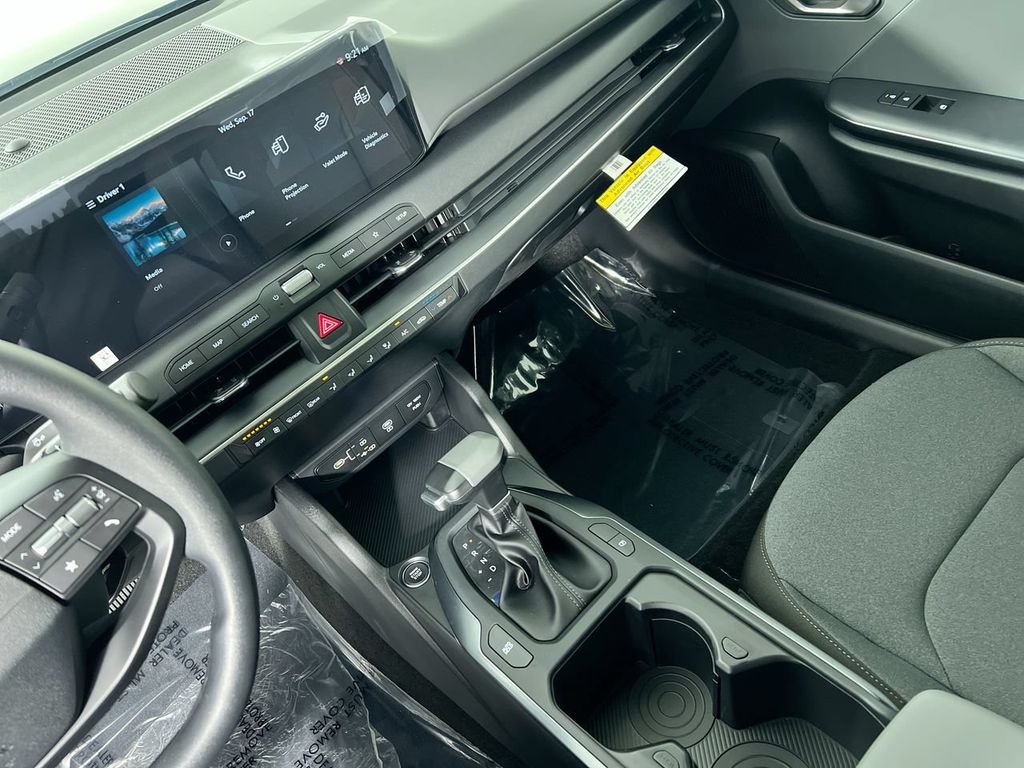New 2026 Interstellar Gray Kia LXS image 24