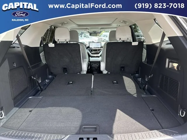 Used 2025 Gray Ford Platinum image 16