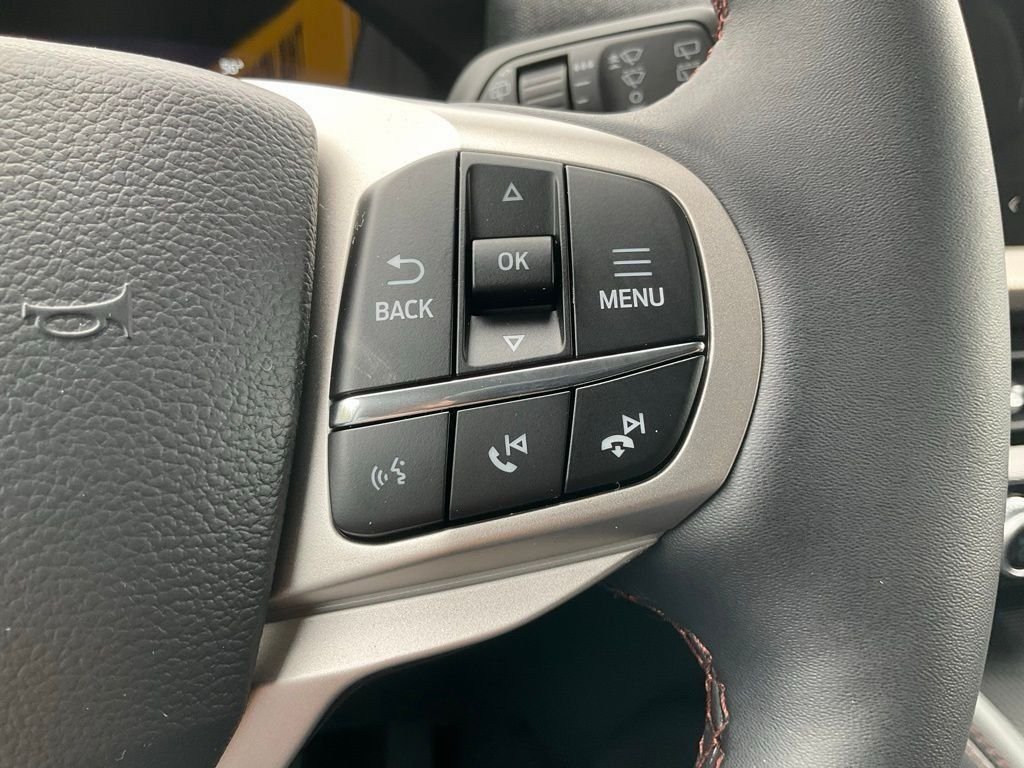 New 2026 Carbonized Gray Metallic Ford Active image 12