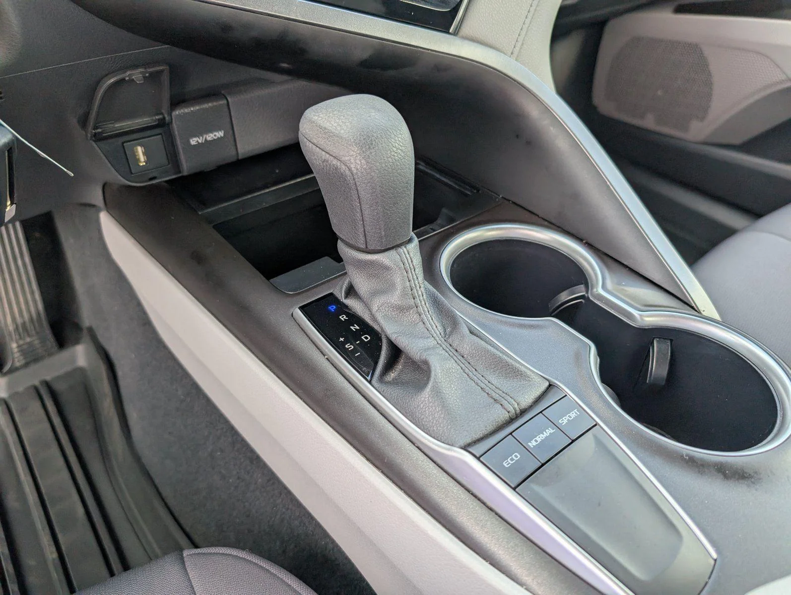 Used 2024 Celestial Silver Metallic Toyota LE image 19