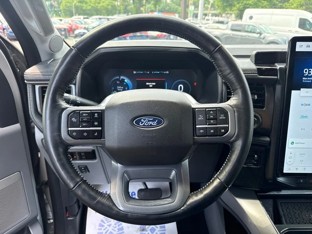 Used 2024 White Ford Flash image 15
