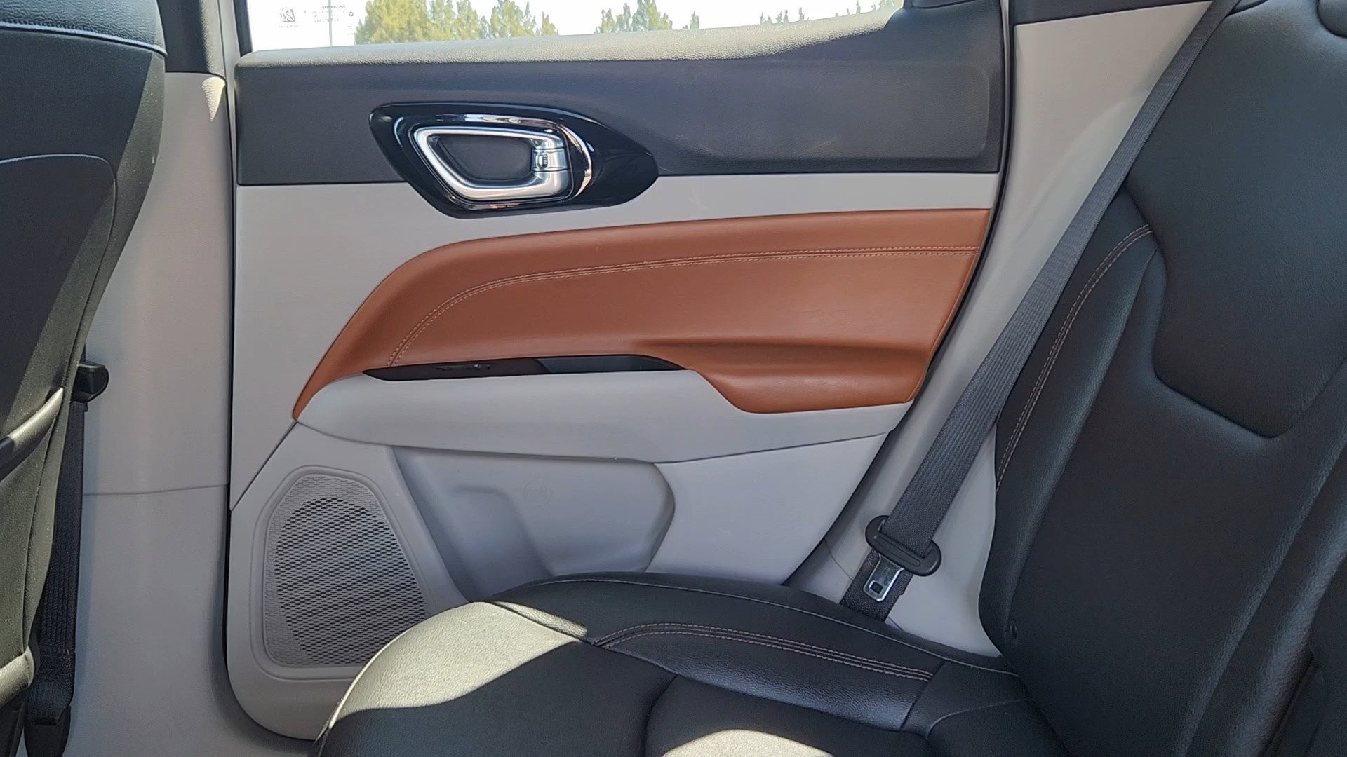 2024 Jeep Compass Limited - Photo 16