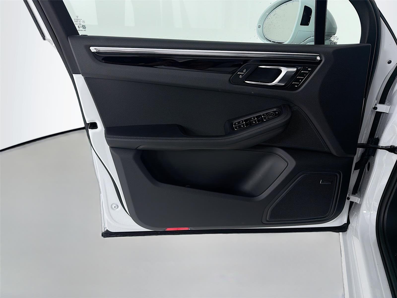 Used 2025 White Porsche  image 6