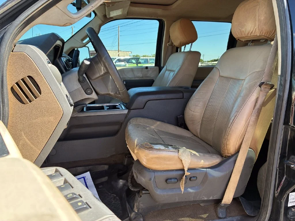 Used 2012 Tuxedo Black Metallic Ford Lariat image 15