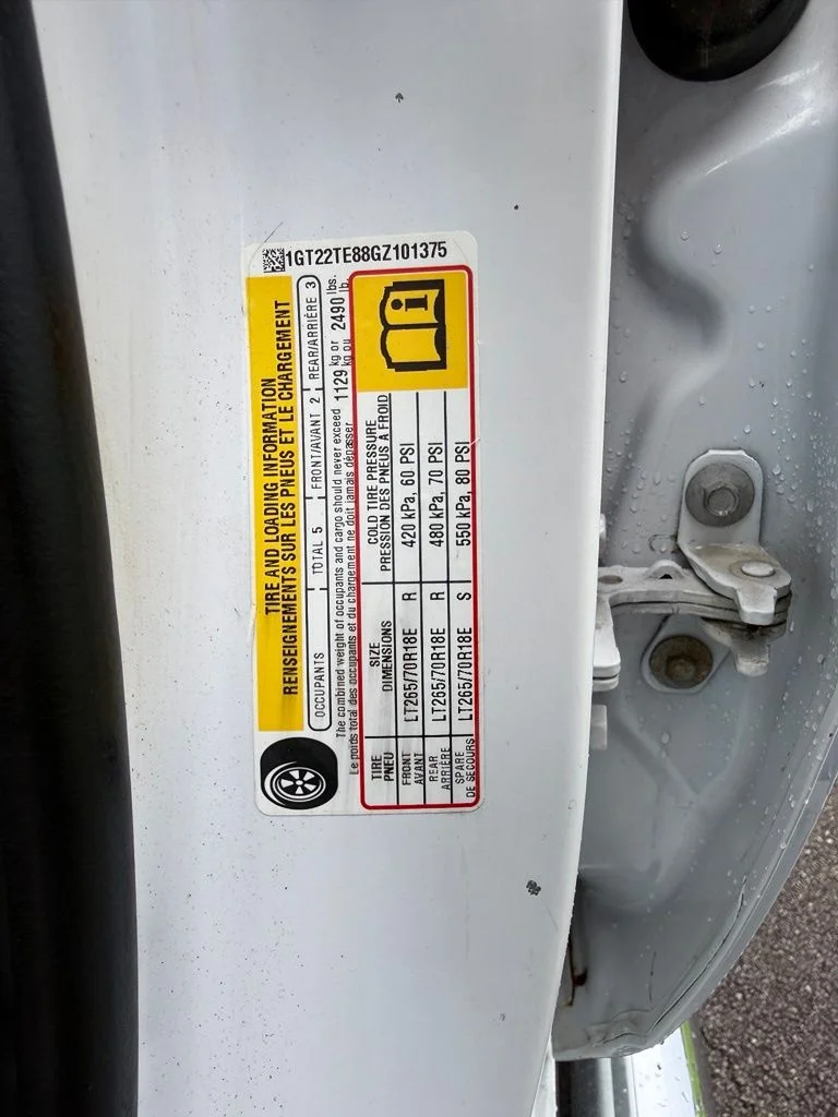 Used 2016 White GMC SLT image 22