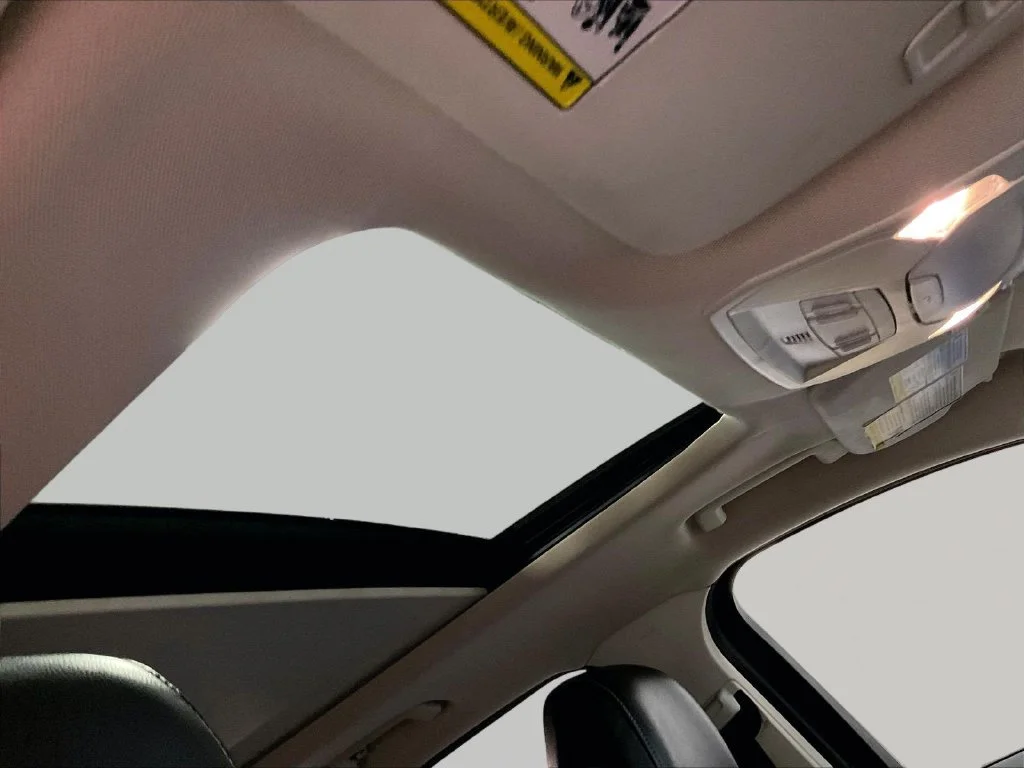 Used 2017 Gray Ford SE image 22