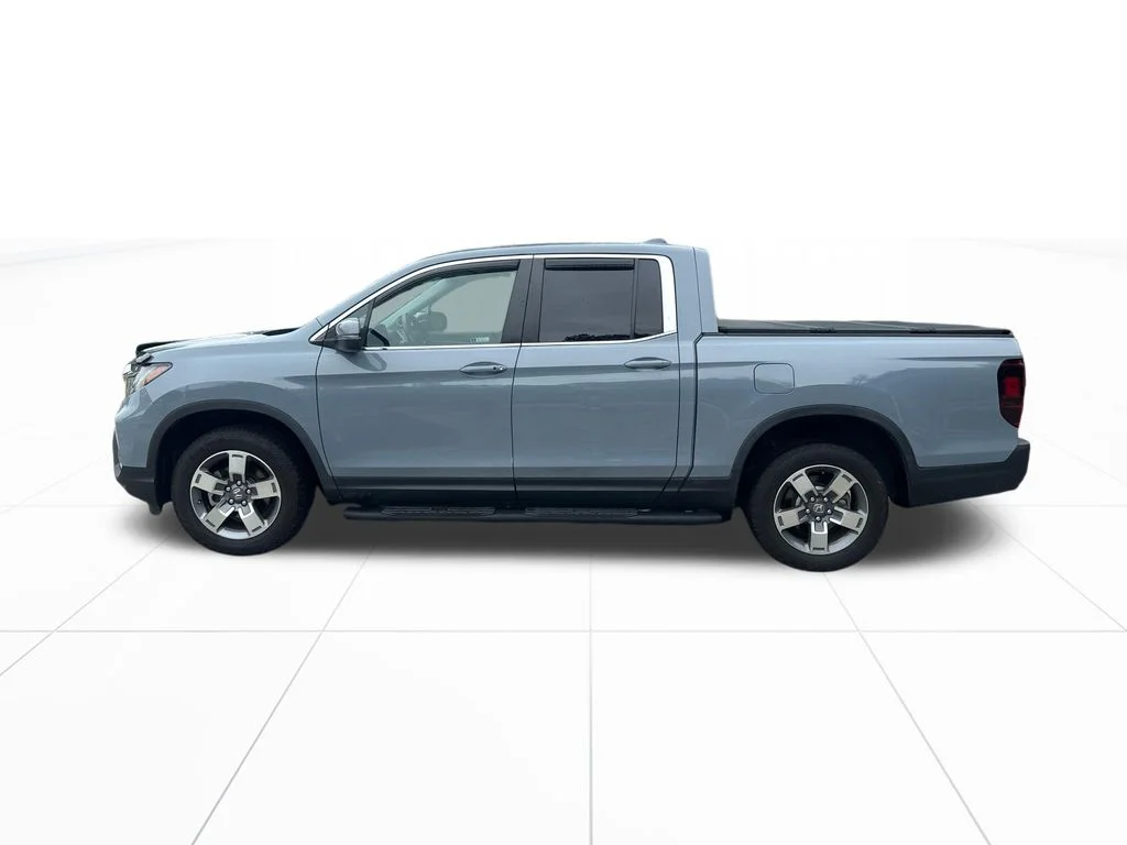 Certified Used 2024 Sonic Gray Pearl Honda AWD RTL image 5
