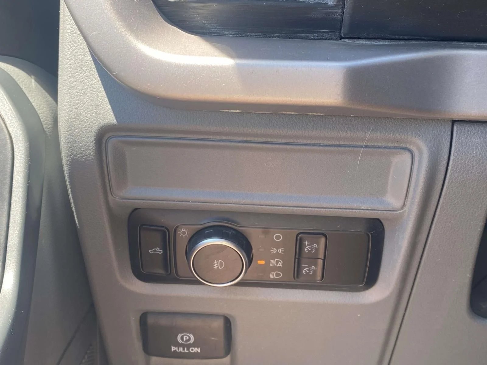 Used 2023 Silver Ford XLT image 26