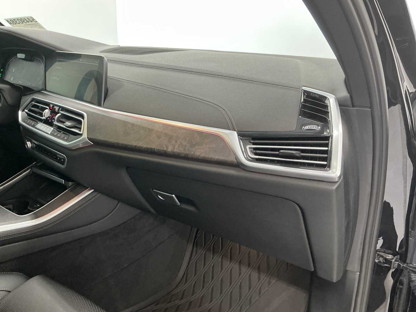 Used 2023 Black Sapphire Metallic BMW xDrive40i image 19