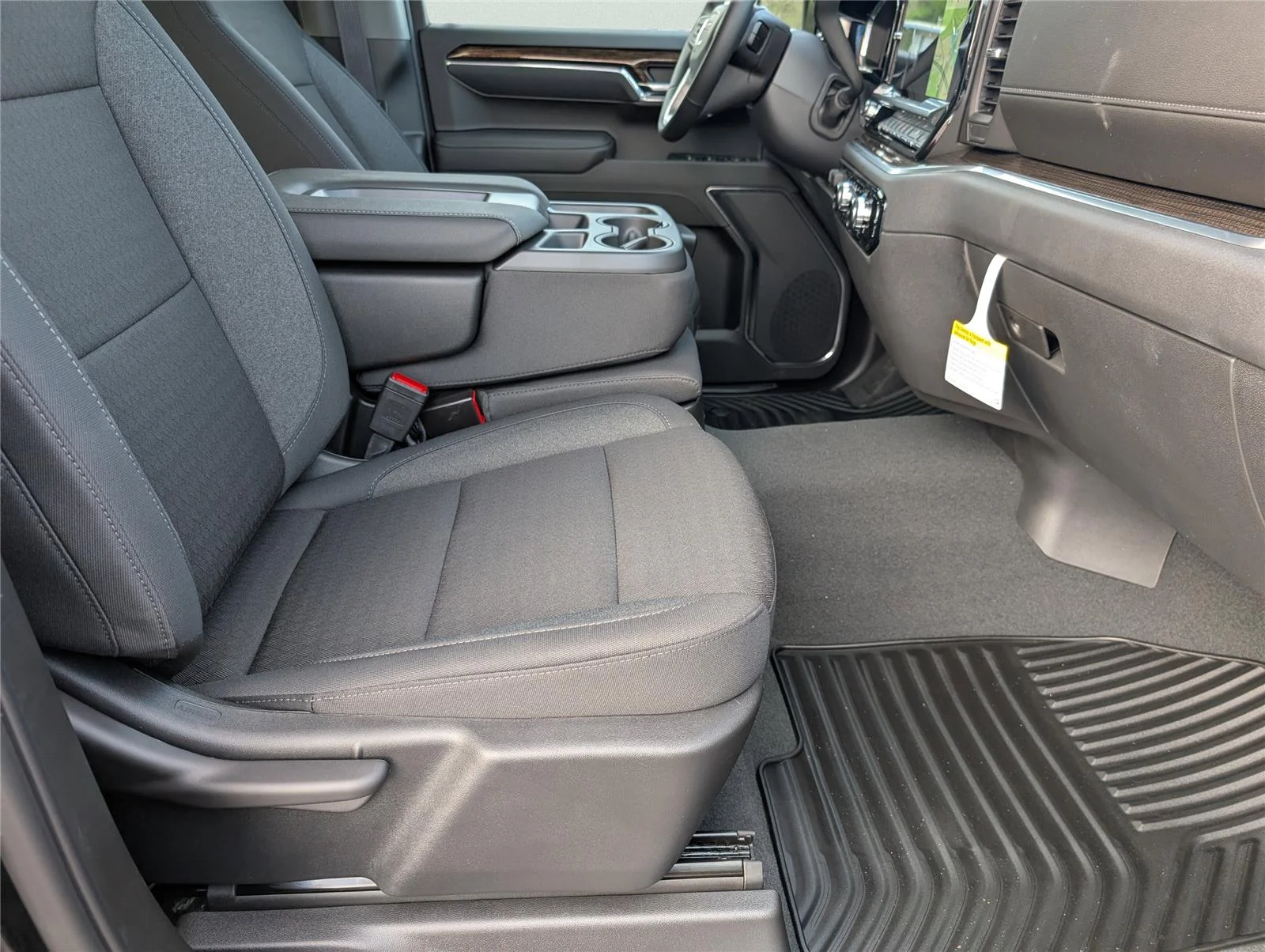 New 2026 Onyx Black GMC Elevation image 18