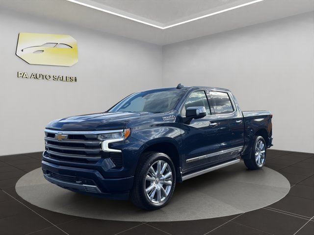 Used 2022 Northsky Blue Metallic Chevrolet High Country image 3