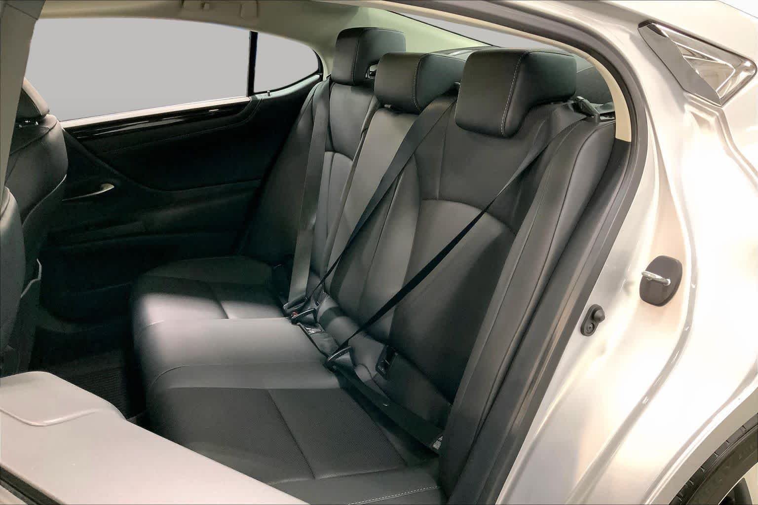 Used 2021 Silver Lining Metallic Lexus  image 21