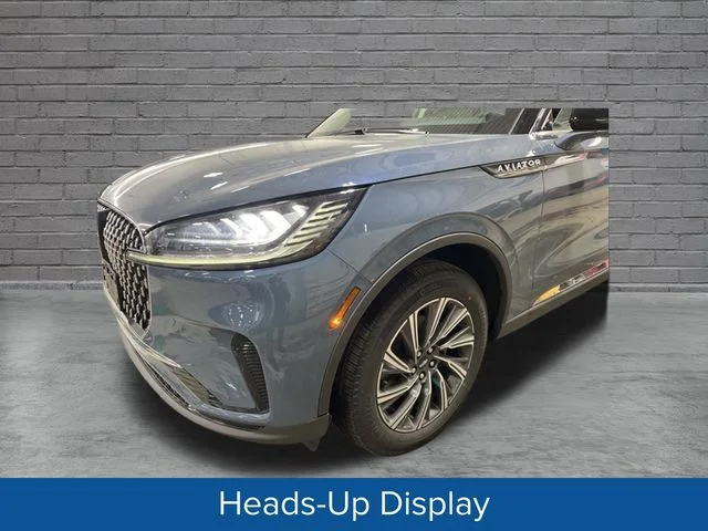 New 2026 Whisper Blue Metallic Clearcoat Lincoln Premiere® image 15