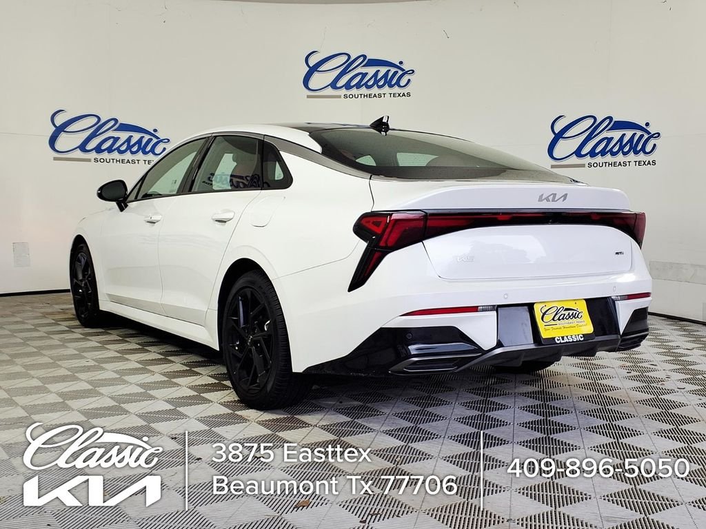 Used 2026 White Kia GT-Line image 2