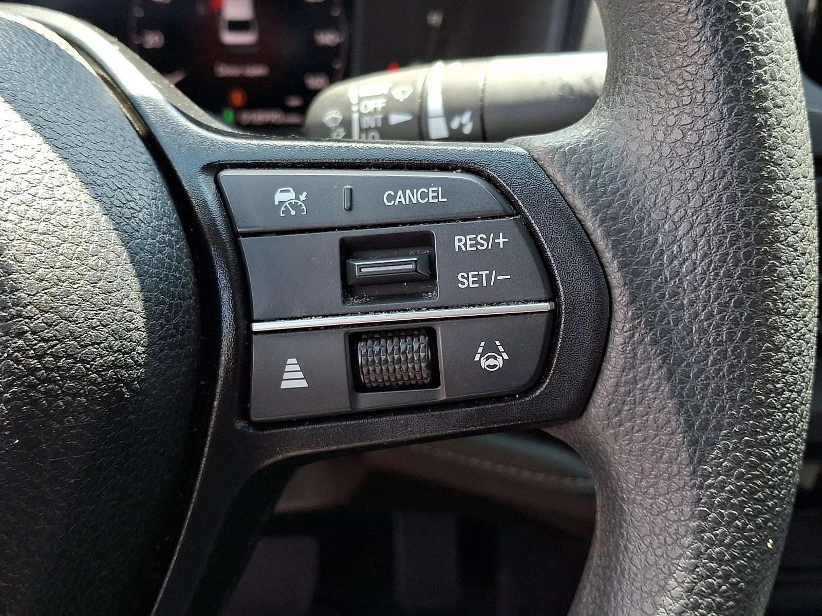 2025 Honda Accord LX - Photo 21