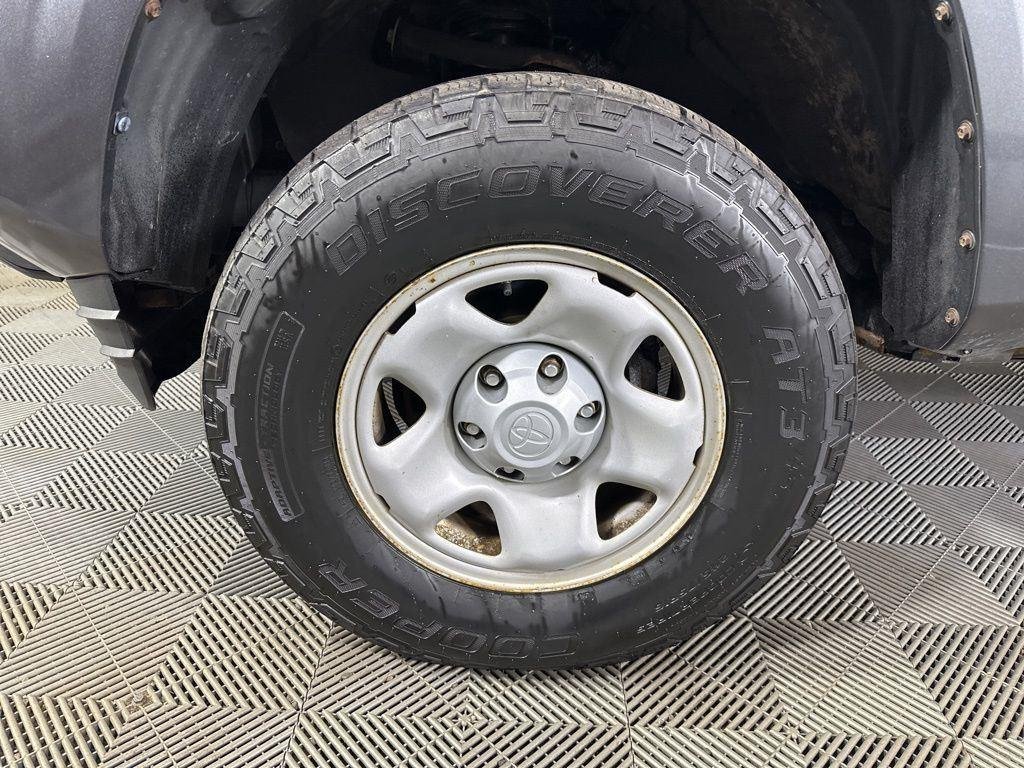 Used 2021 Magnetic Gray Metallic Toyota SR image 23