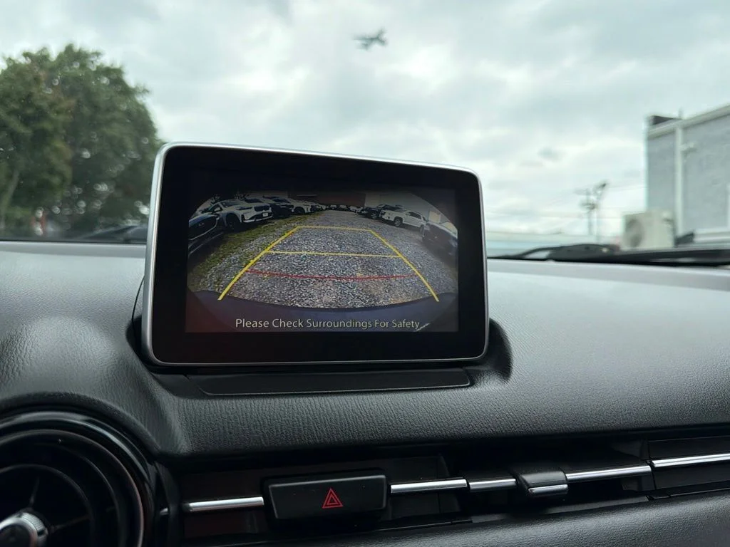 Used 2017 Black Mazda Grand Touring image 29