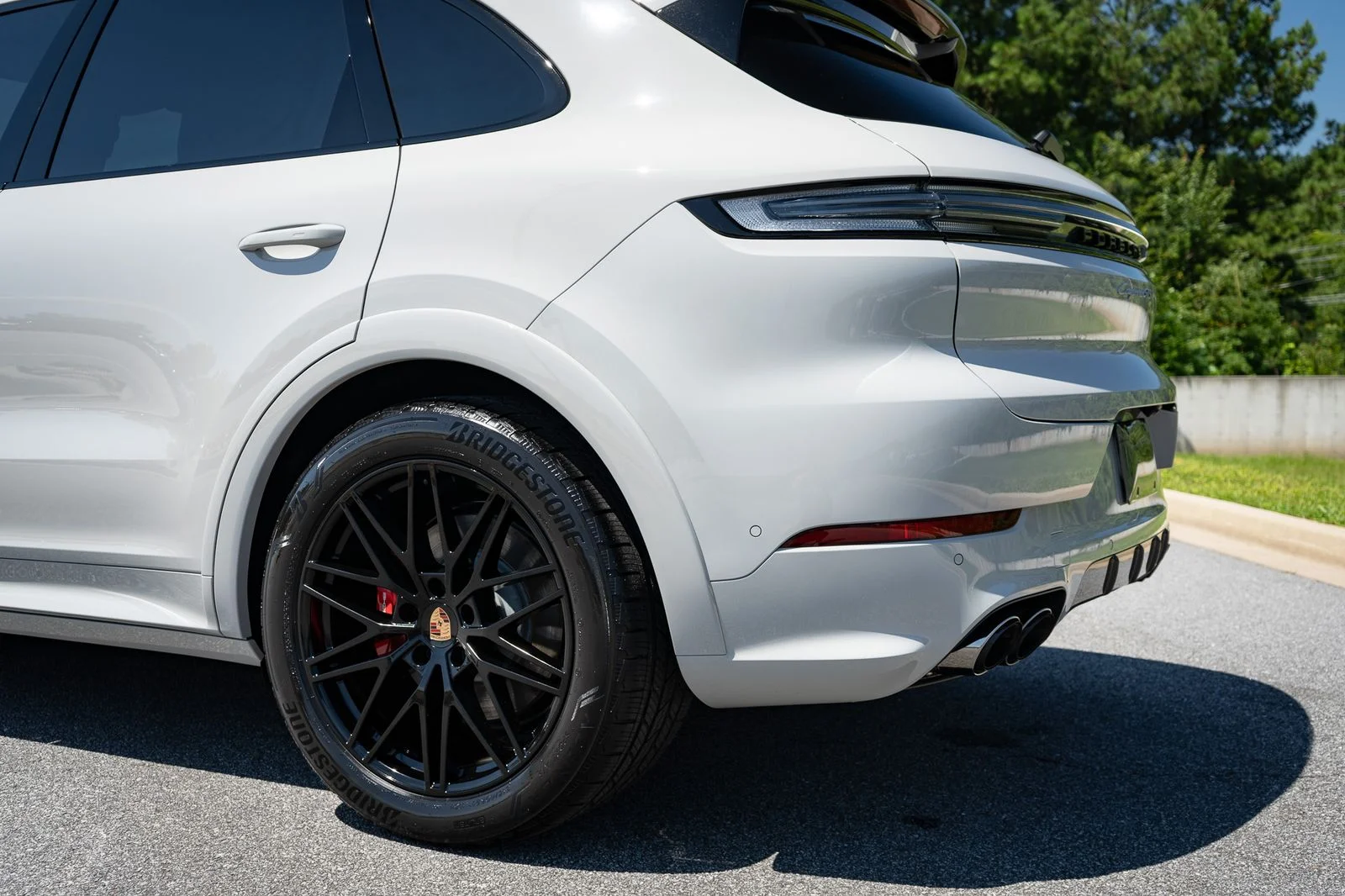 Used 2023  Porsche GTS image 20