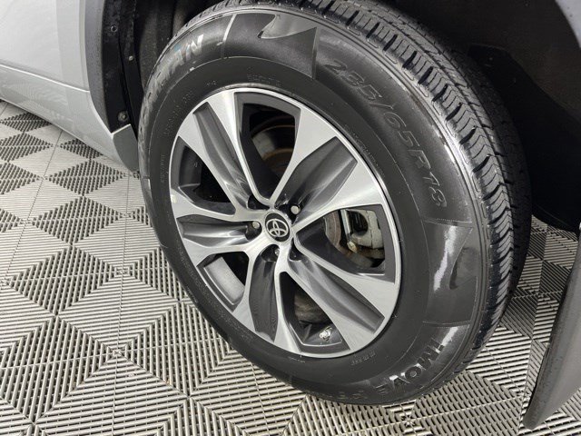 Certified Used 2022 Celestial Silver Metallic Toyota XLE image 10