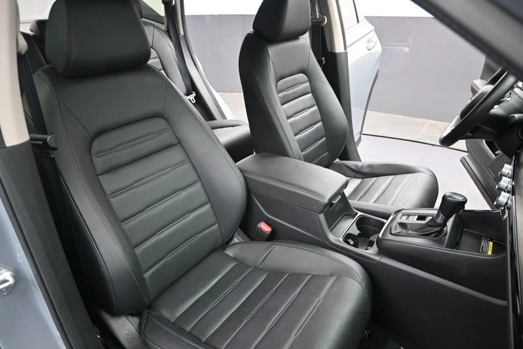 Used 2023  Honda EX-L image 29