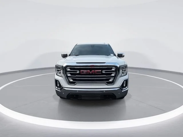 Used 2019 White GMC SLT image 3