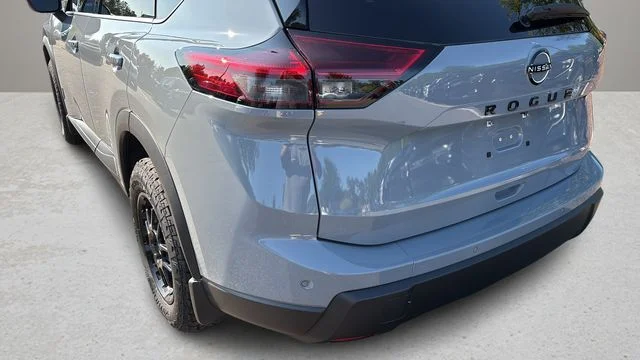 Used 2026 Gray Nissan Dark Armor image 38