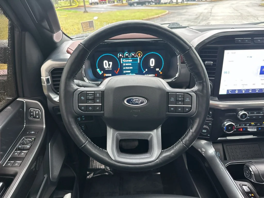 Used 2023 Black Metallic Ford Lariat image 17