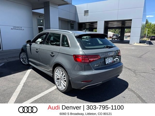 Used 2018 Gray Audi 1.4T Premium image 3