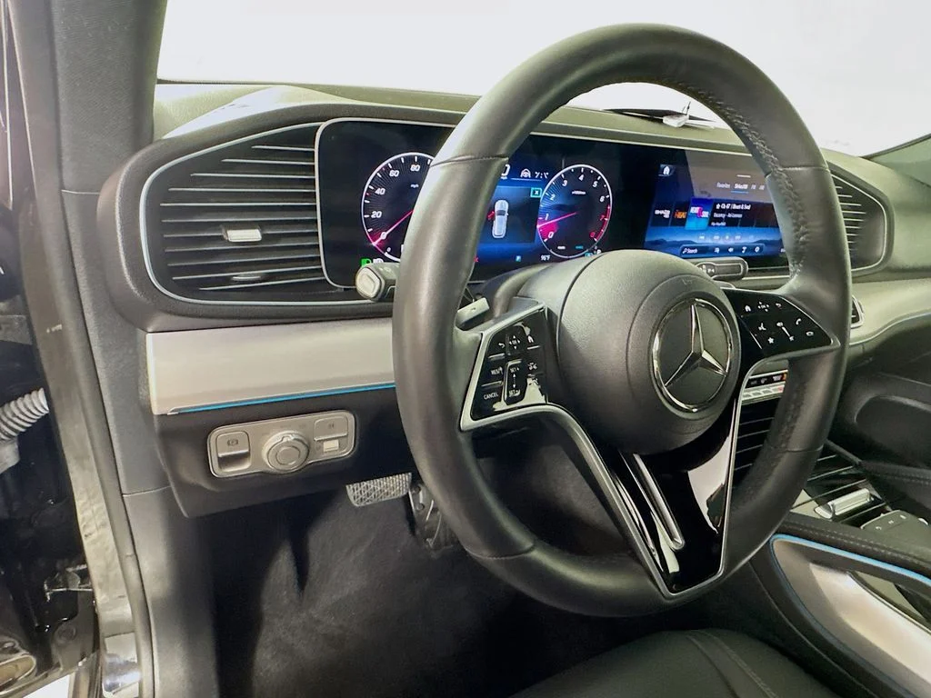 Used 2024 Black Mercedes-Benz GLE 450 image 11